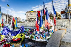 Place de l'indépendance, Maïdan, Kyiv, transformé en lieu de mémoire.